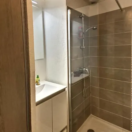 Pavillon Pour 4 Personnes + Bébé Villa *